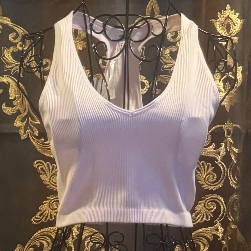Free People v-neck cropped cami ~ L ~ NWT